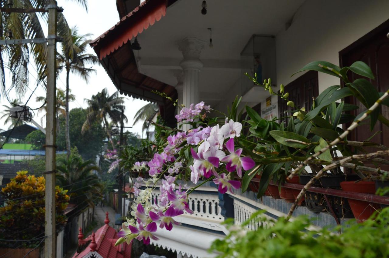 Dream Catcher Home Stay Kochi Extérieur photo