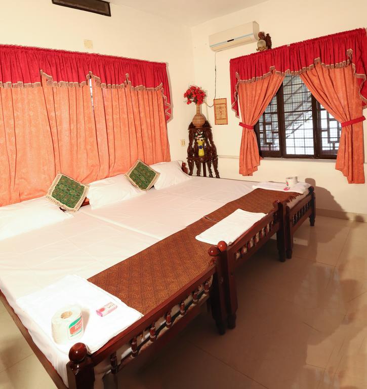 Dream Catcher Home Stay Kochi Extérieur photo