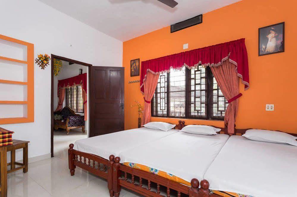 Dream Catcher Home Stay Kochi Extérieur photo