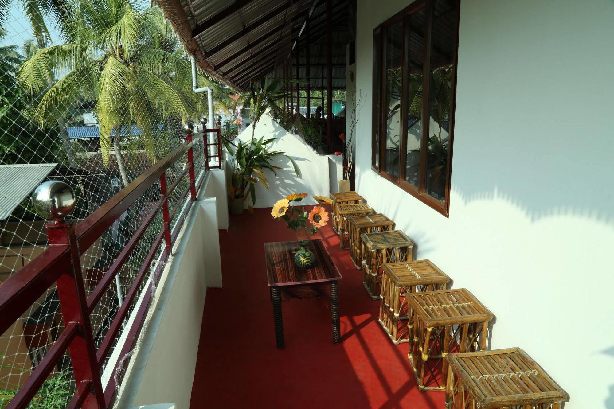 Dream Catcher Home Stay Kochi Extérieur photo